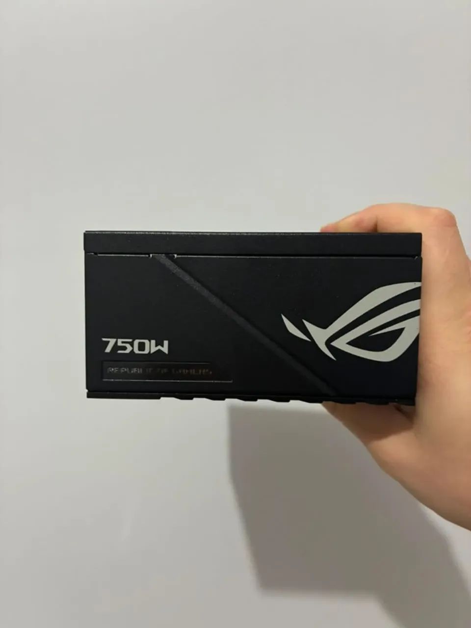 Fonte Asus Rog Loki 750W 80 Plus Platinum - Foto 4