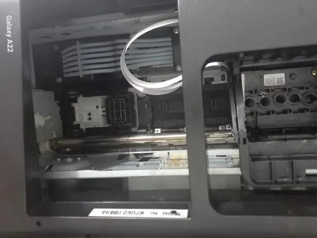Impressora L805 com defeito - Sem cabeça de impressão - Para retirada de peças - Foto 4