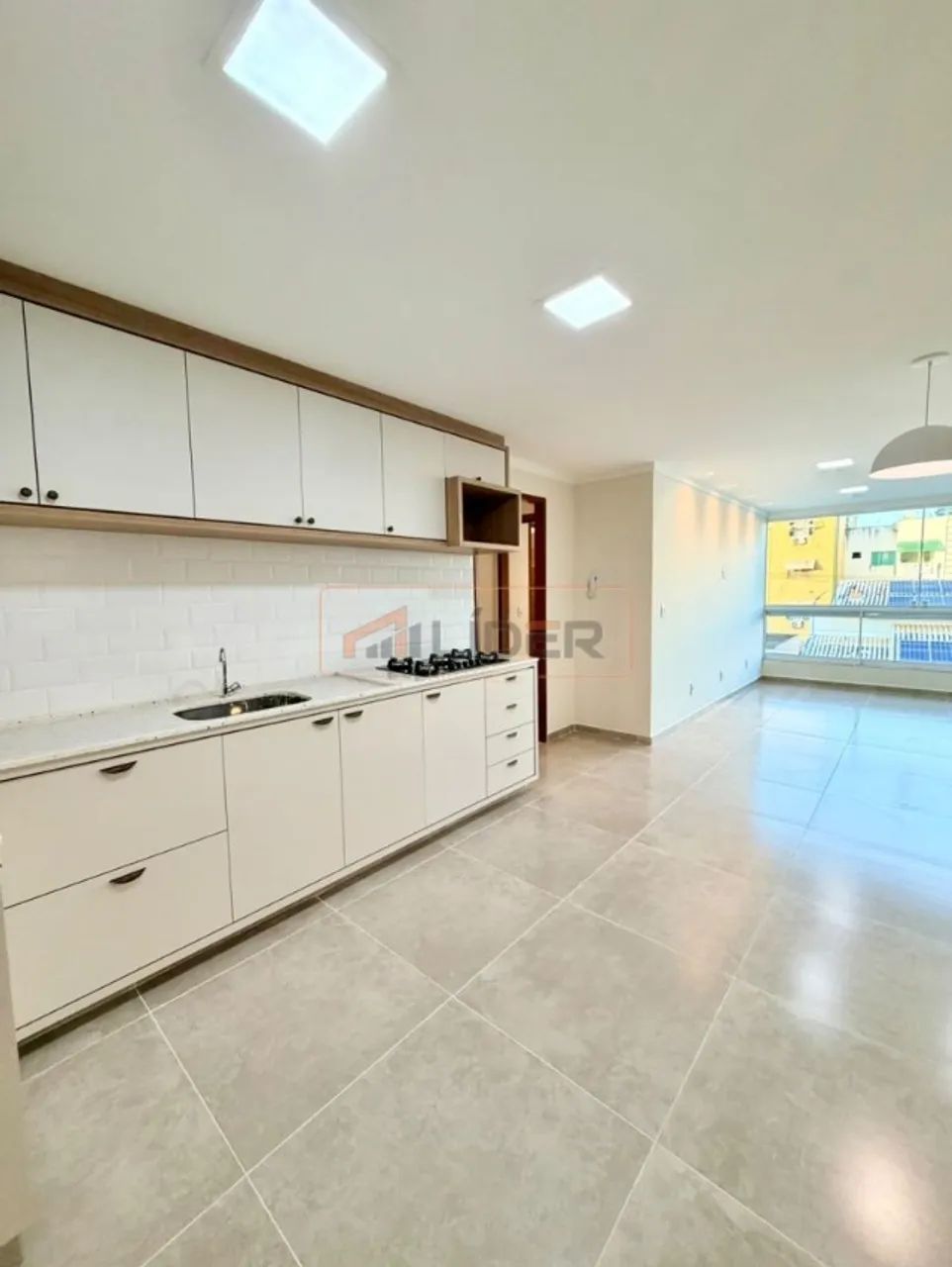 Apartamento com 03 Quartos sendo 01 Suíte (APTO 301) - Foto 2