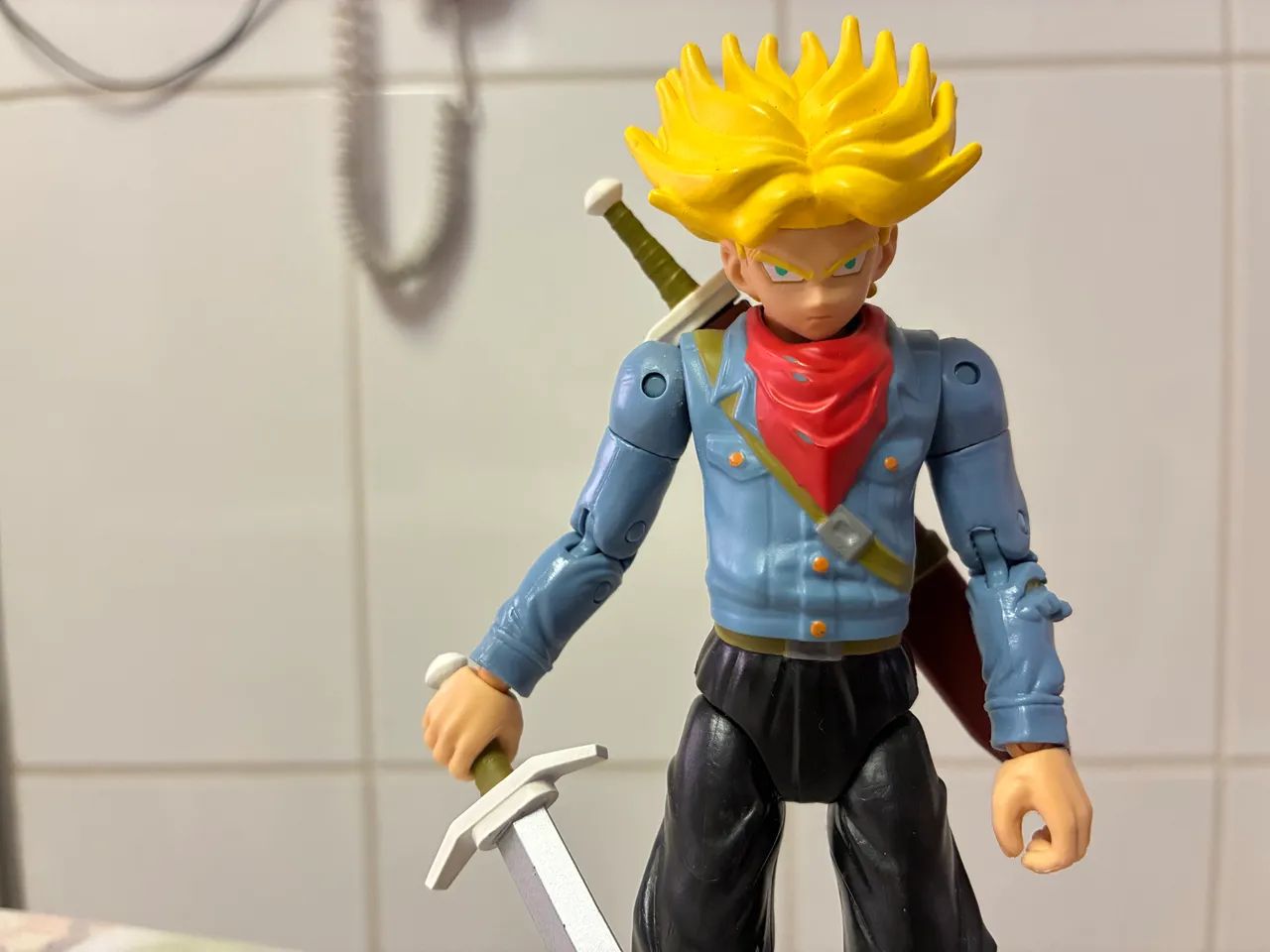 Boneco Trunks Super Sayan - Dragon Ball - Foto 2