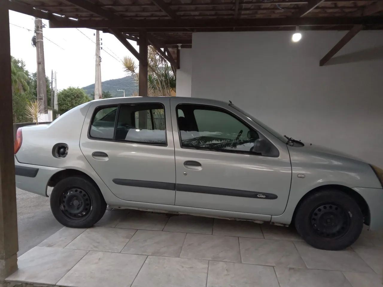 Renault Clio RN/ Expression 1.6 16V 5P 2003