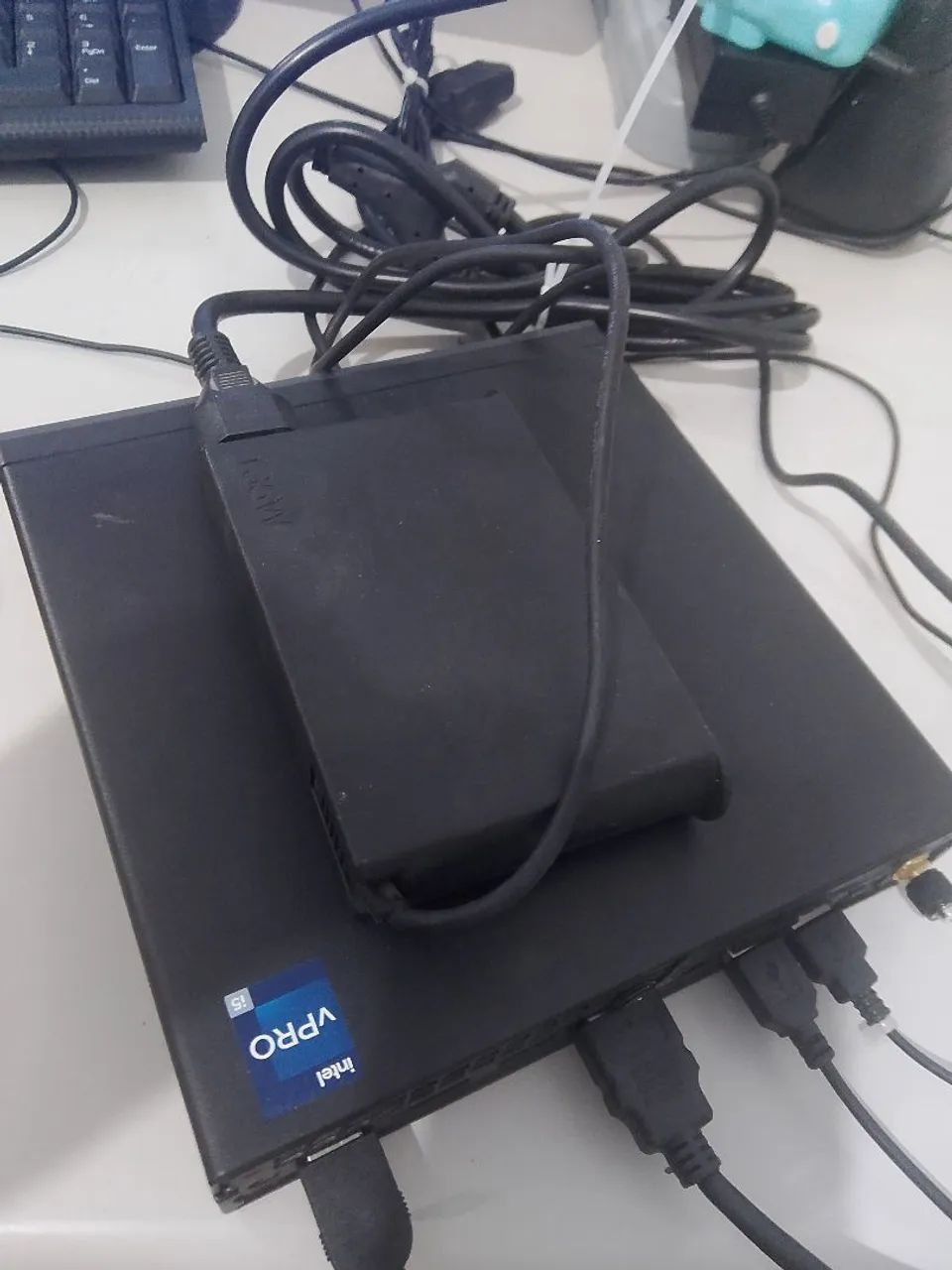 Mini CPU Lenovo i5-12500T 2.00 Ghz - Foto 3