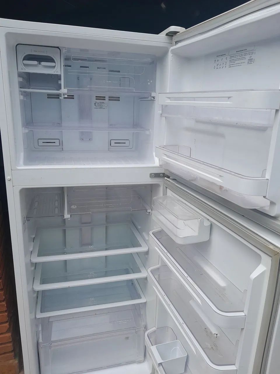 GELADEIRA COM DEFEITO - Foto 4