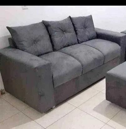 Sofá com almofadas( uma peça) Direto da fábrica  - Foto 3