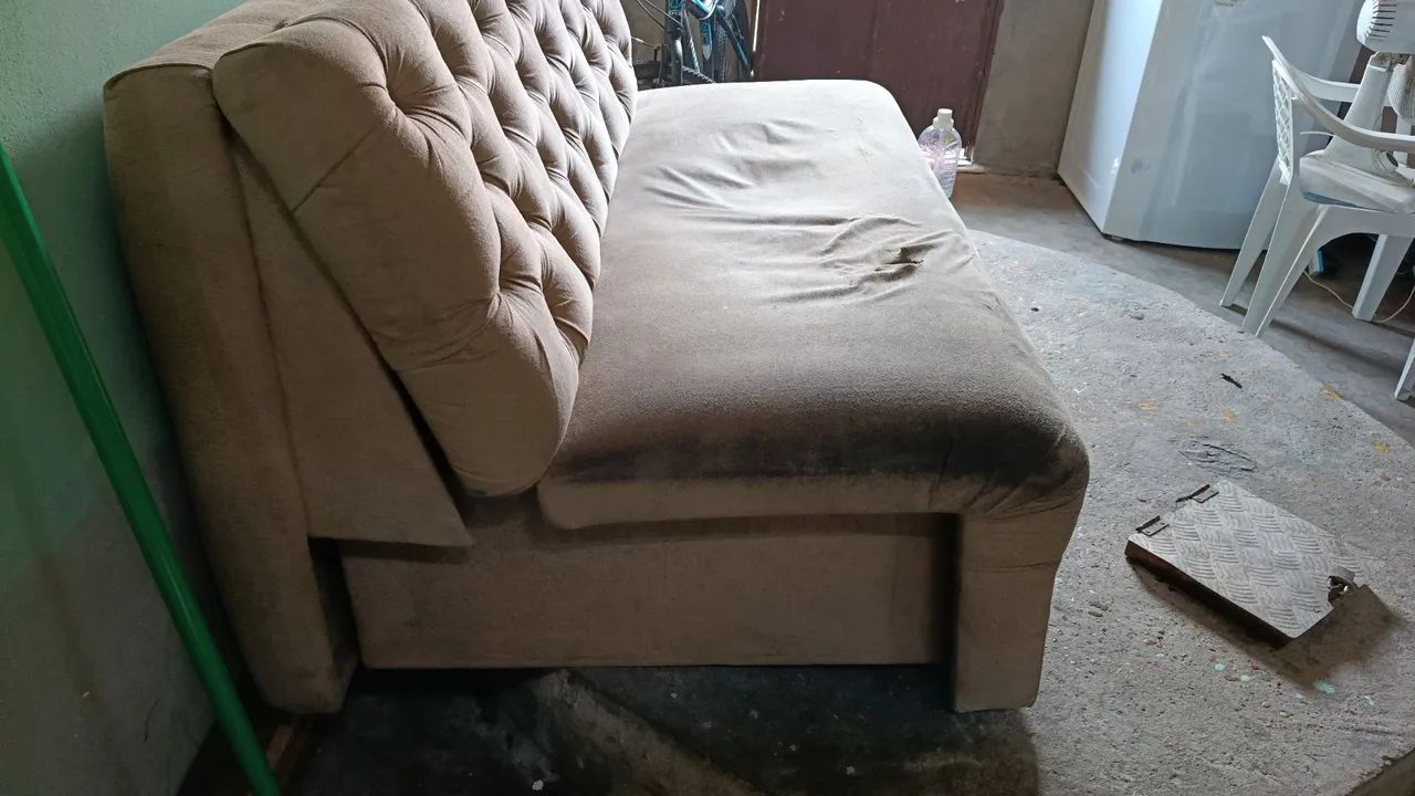 Vende-se  um sofá cama  - Foto 2
