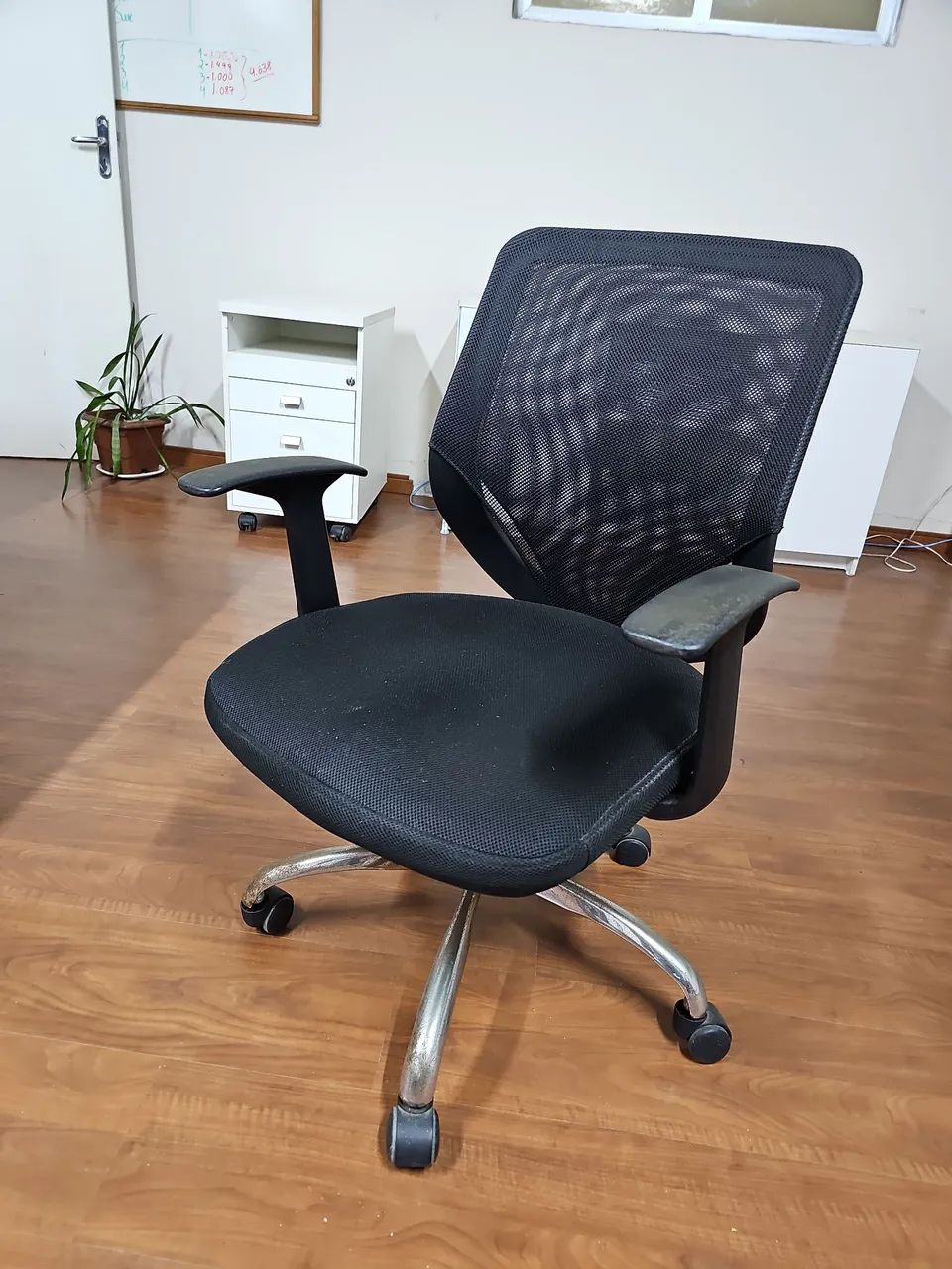 Cadeira de Escritório Ergonômica - Foto 2