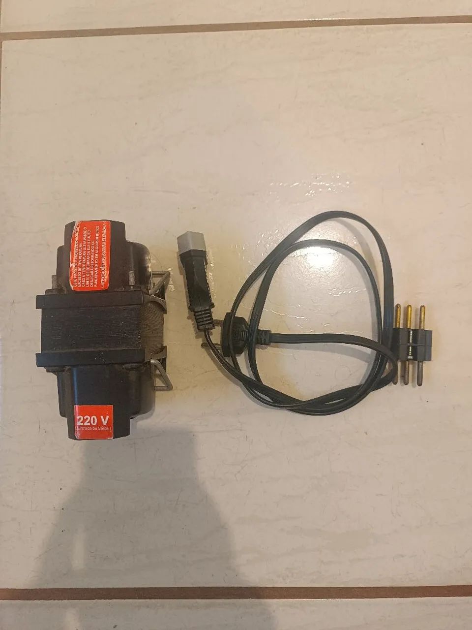 Transfomador 120/220