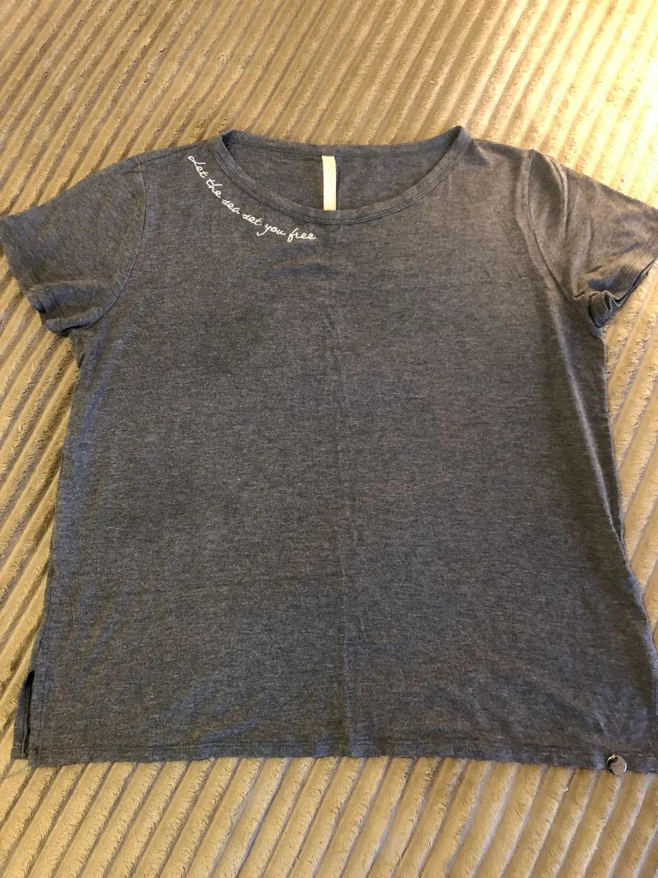 Kit duas camisetas básicas 