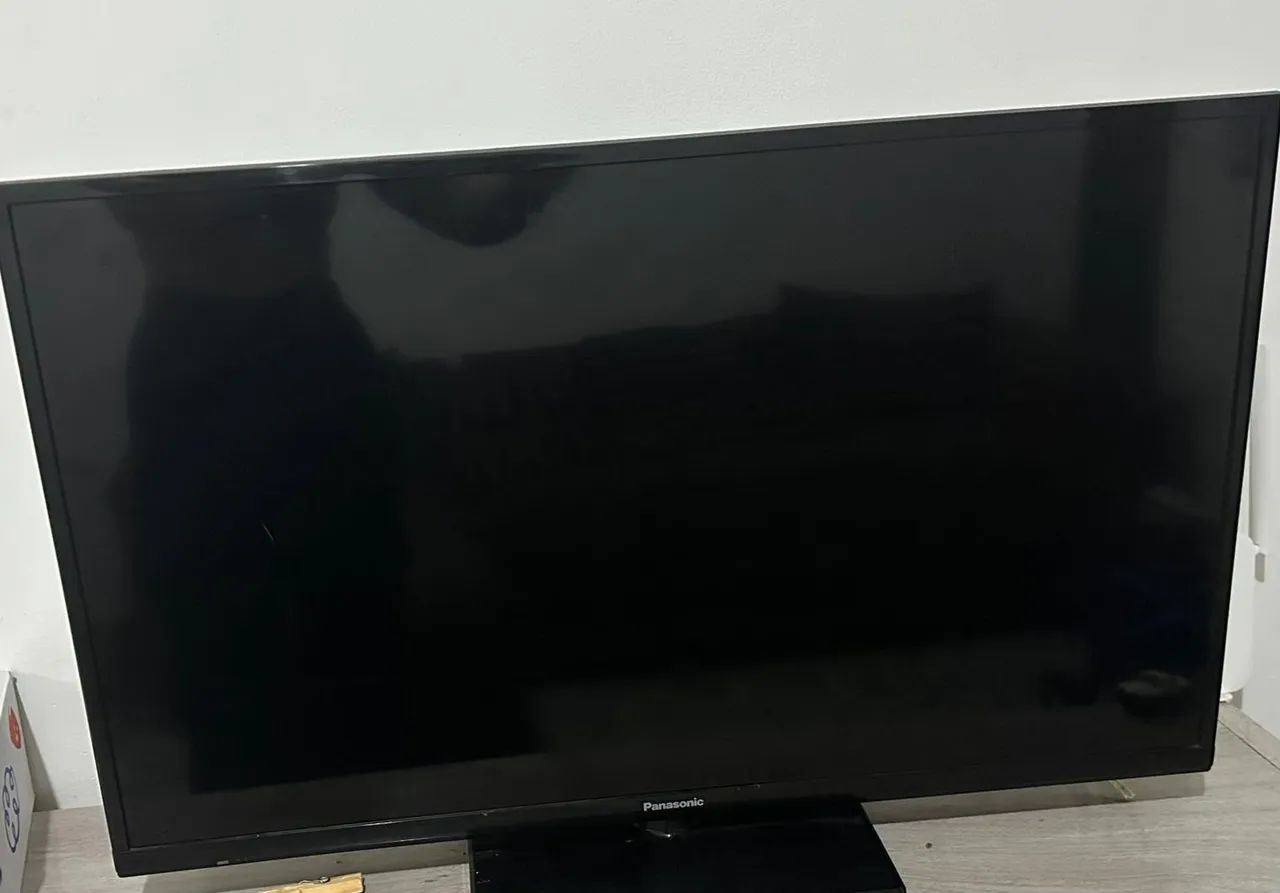 Televisão Panasonic 32 polegadas. 