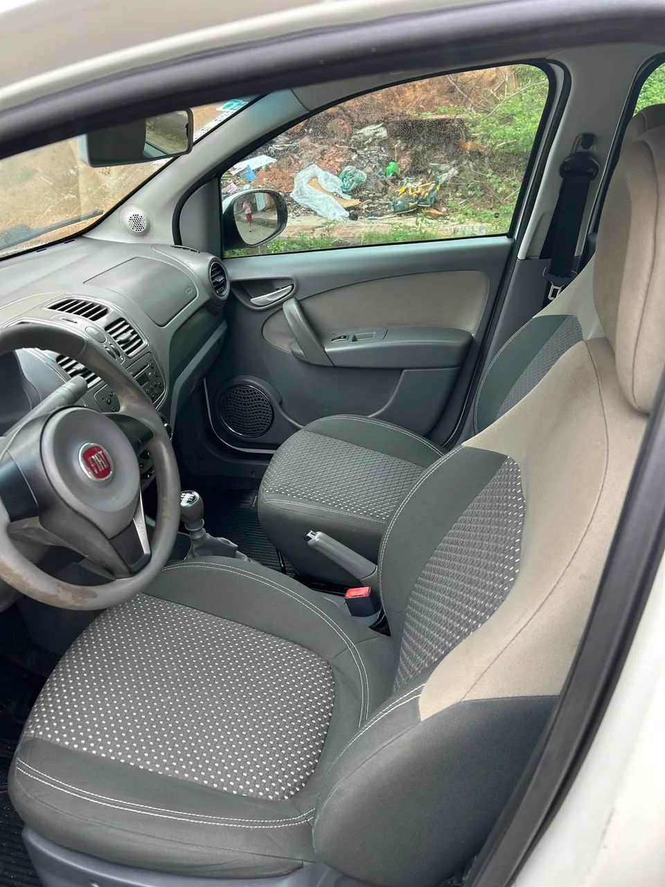 Fiat Grand Siena ESSENCE 1.6 FLEX 16V 2015