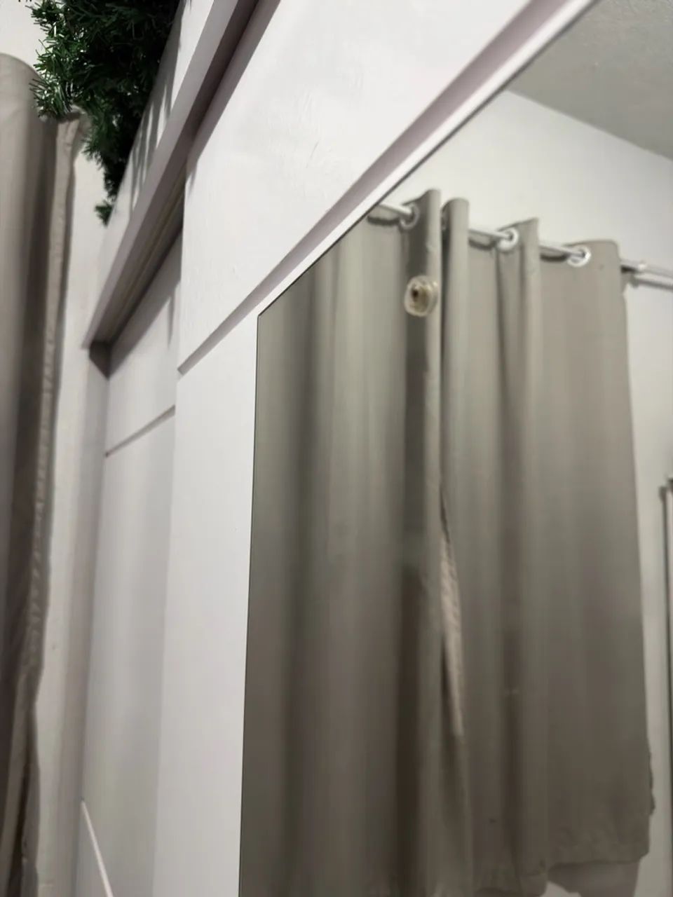 Guarda roupa porta de correr com espelho  - Foto 3