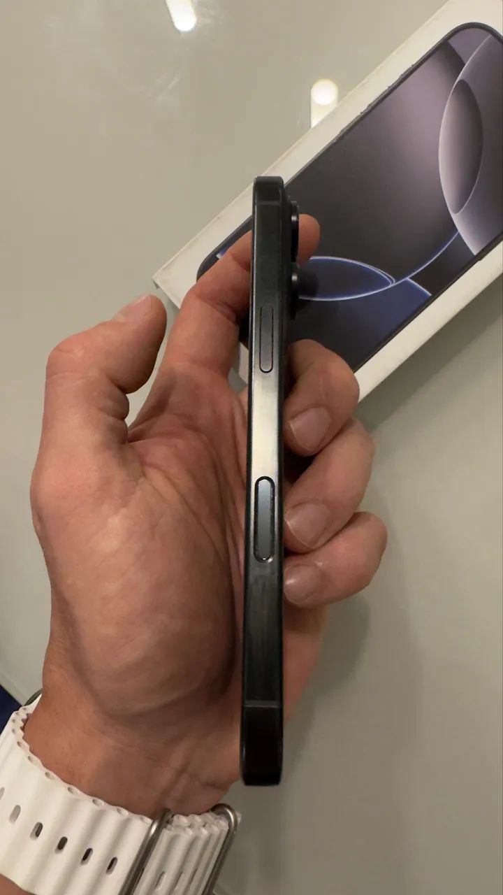 IPhone 16 Pro 256GB - Foto 2