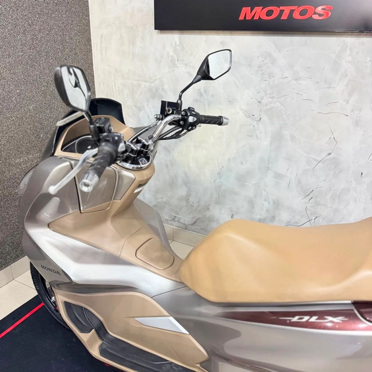 Honda PCX 150 150 cc  - Foto 3