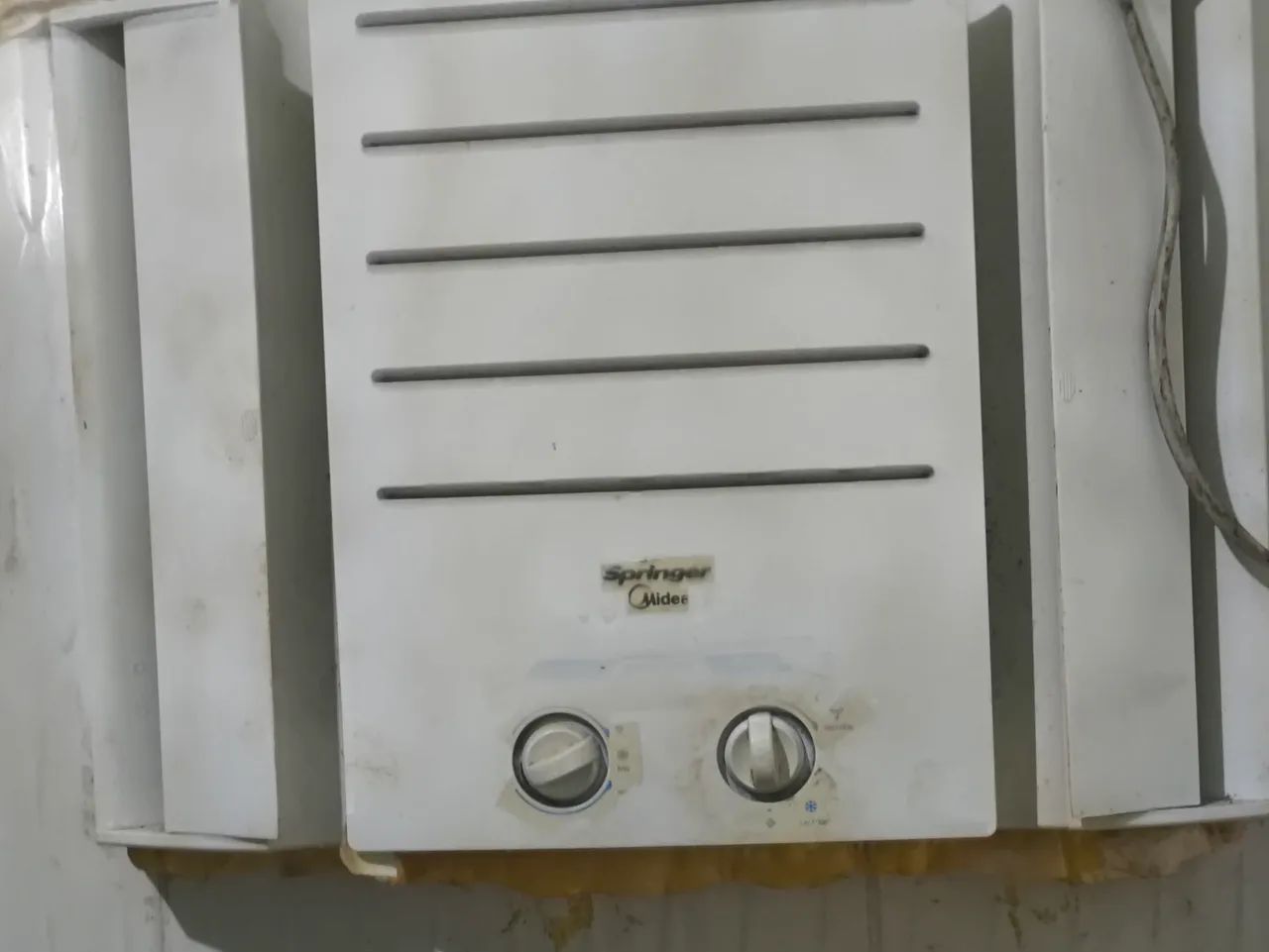 Ar Midea 7500 btu - Foto 2
