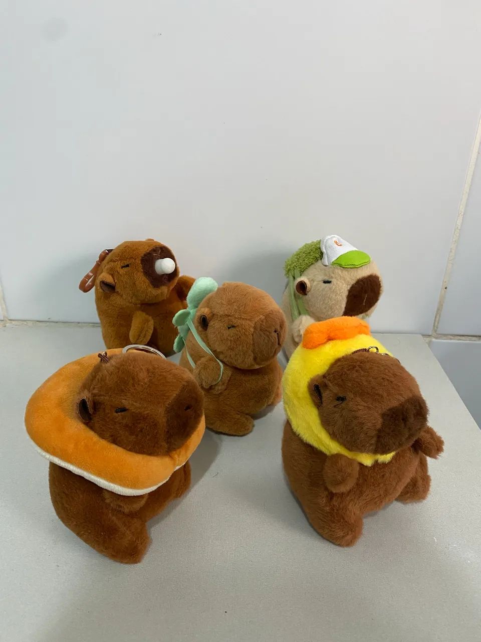 5 Chaveiros pelúcias Capivara 