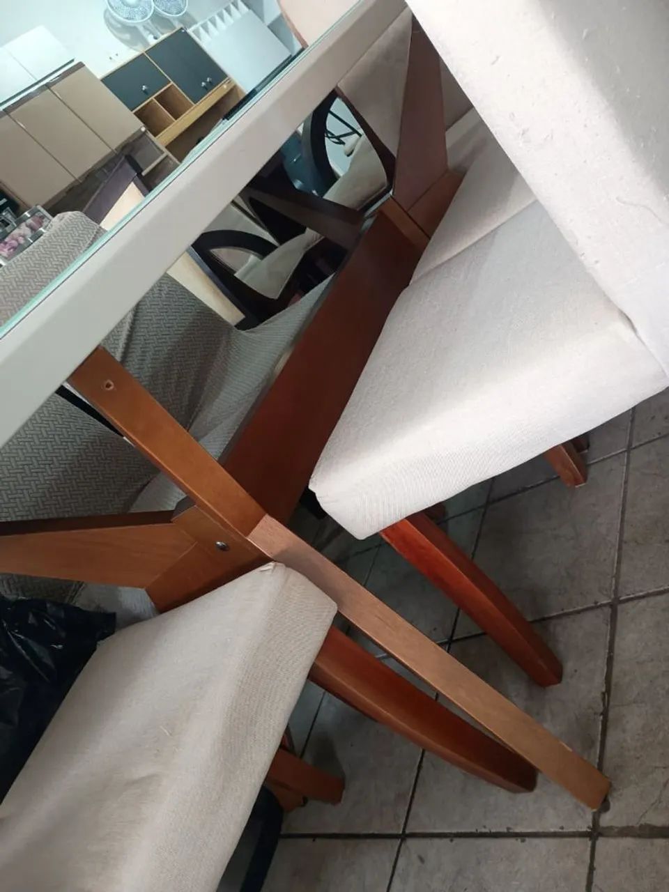 Mesa de jantar 6 cadeiras tampo off white  - Foto 4