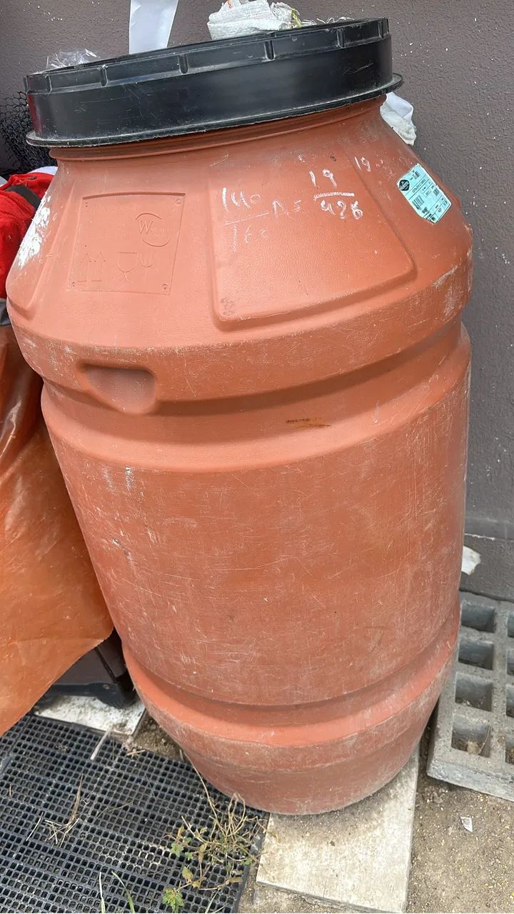 Caixa água 