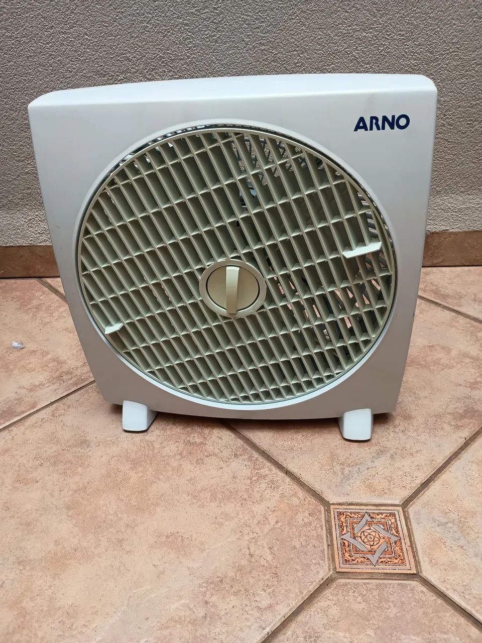 Circulador Arno 30 cm