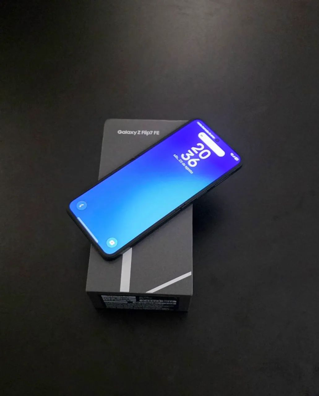 Galaxy Z Flip FE - Foto 3