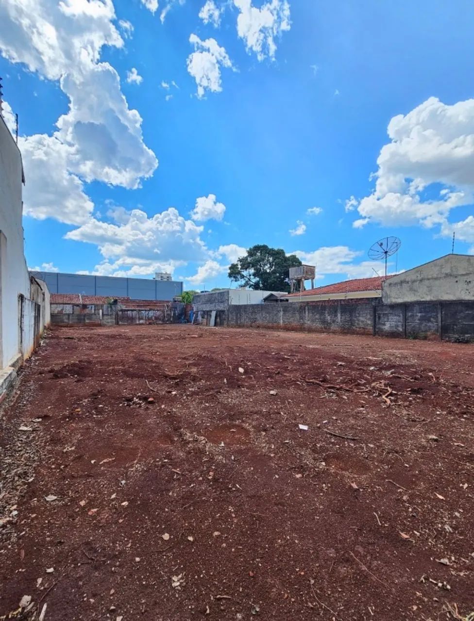 Terreno ZR3 600m2  próximo av Colombo - Foto 2