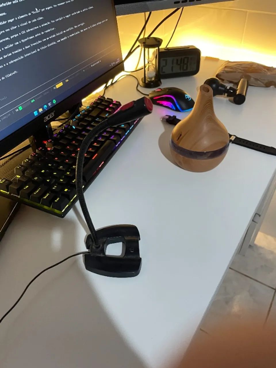 Microfone de Mesa Pescoço de Ganso USB Haste Flexível