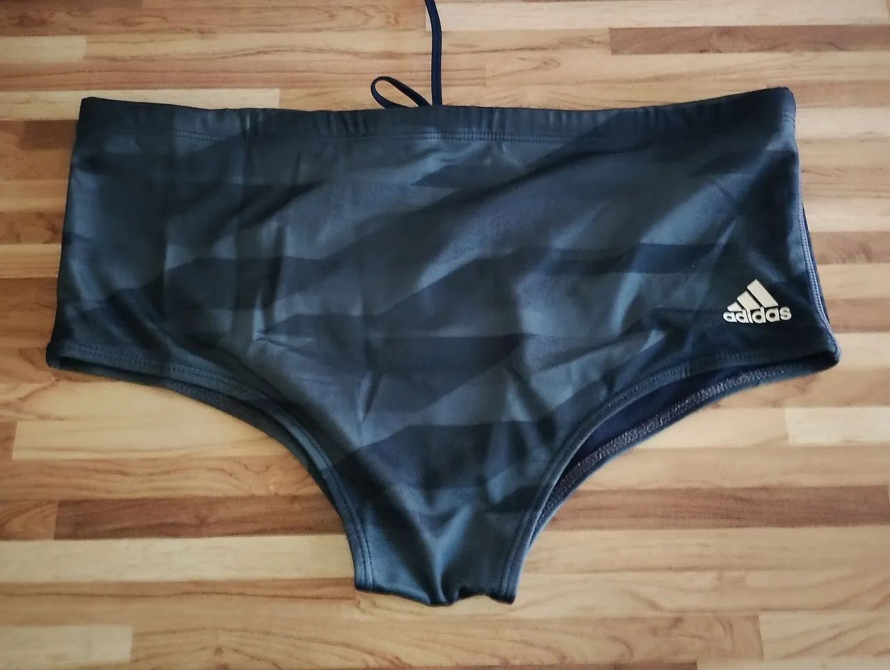 Sunga Adidas - Gráfica degradê azul - Tam G