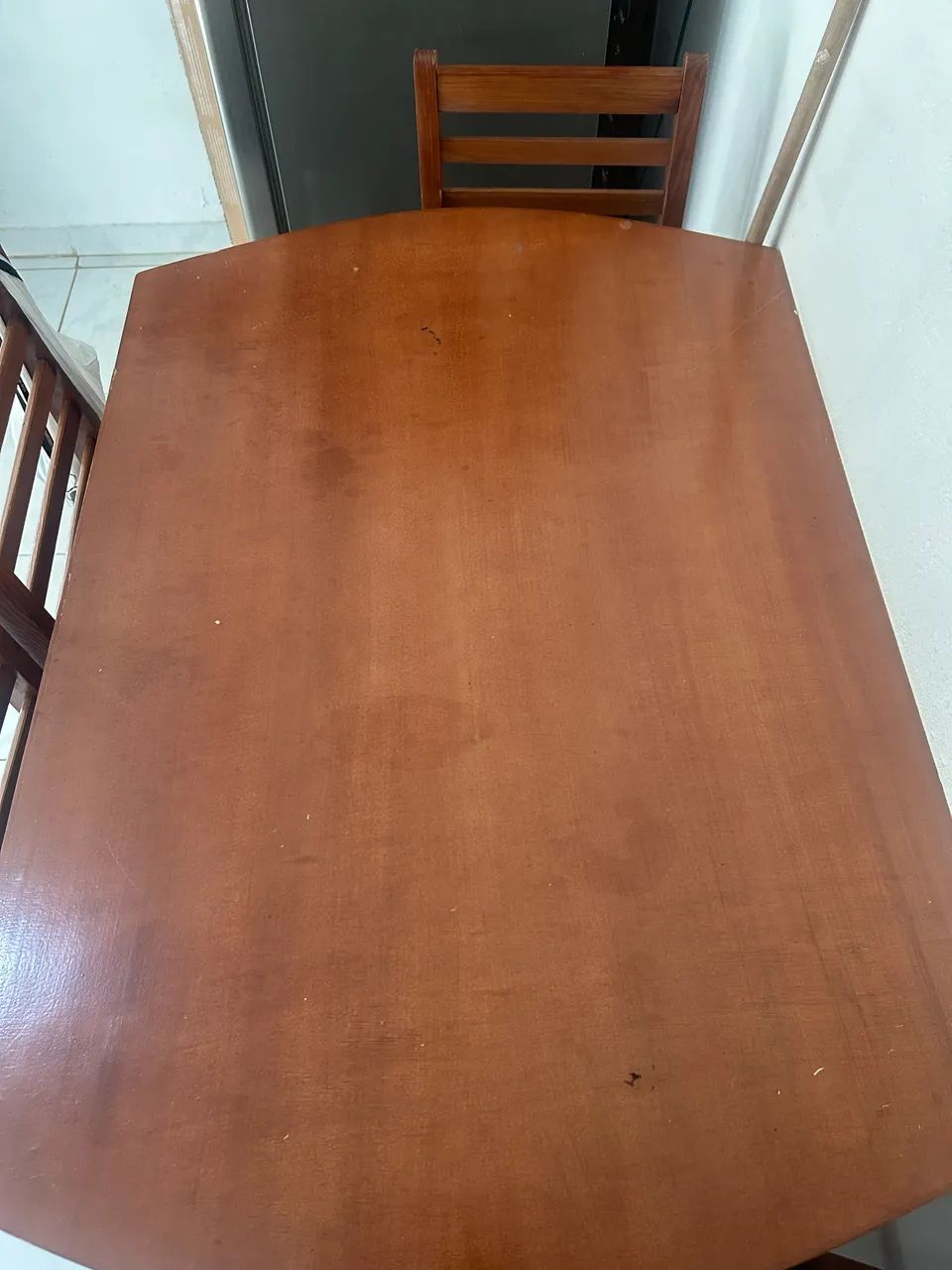 Mesa de jantar em madeira 4 lugares  - Foto 2