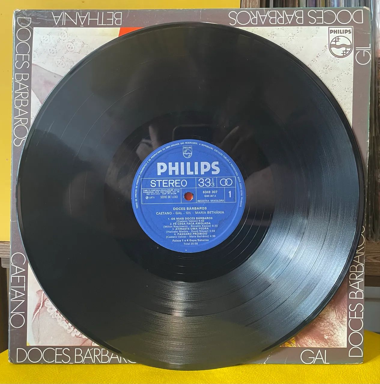 Vinil Doces Bárbaros - duplo - original de época.  - Foto 5