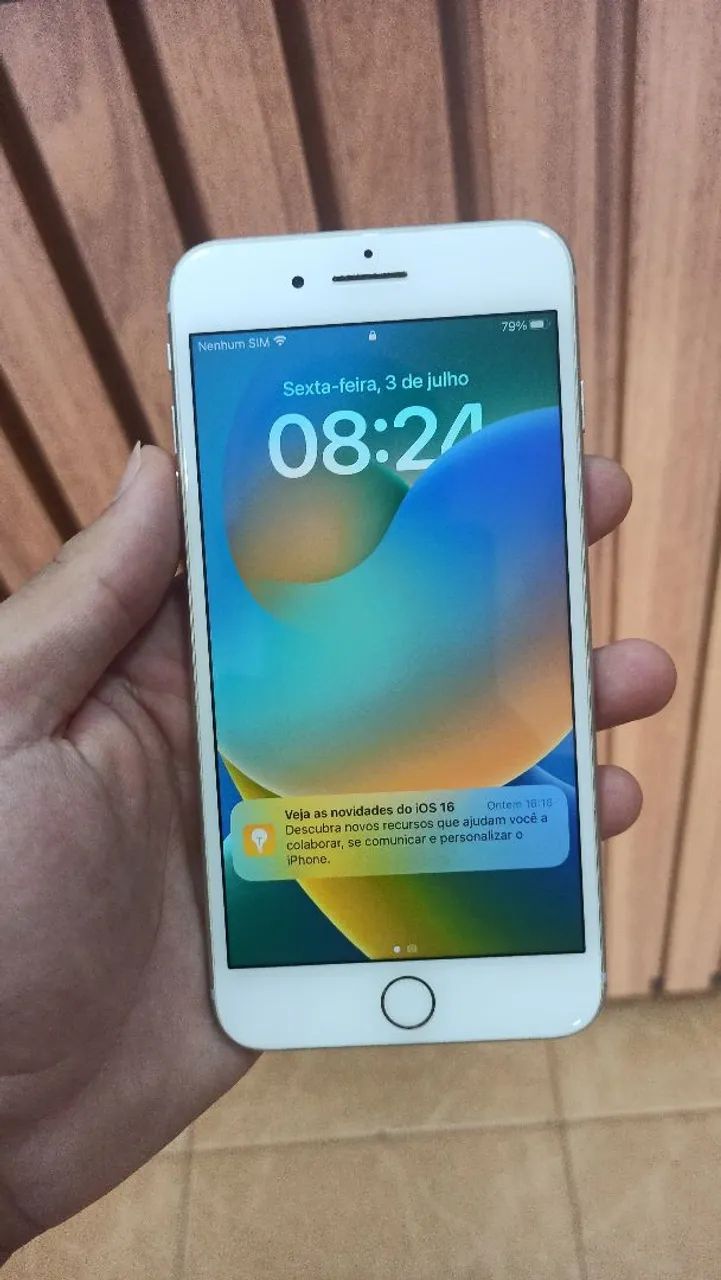 iPhone 8 plus todo original sem marcas de uso branco - Foto 2