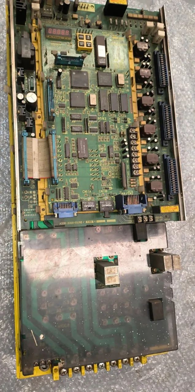 CNC Fanuc A06B-6064-C322 A16B-2201 A20B-1004-074 A20B-2000-0220  - Foto 2