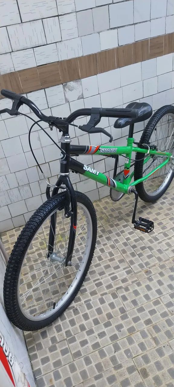 Bicicleta aro 24 semi nova  - Foto 5