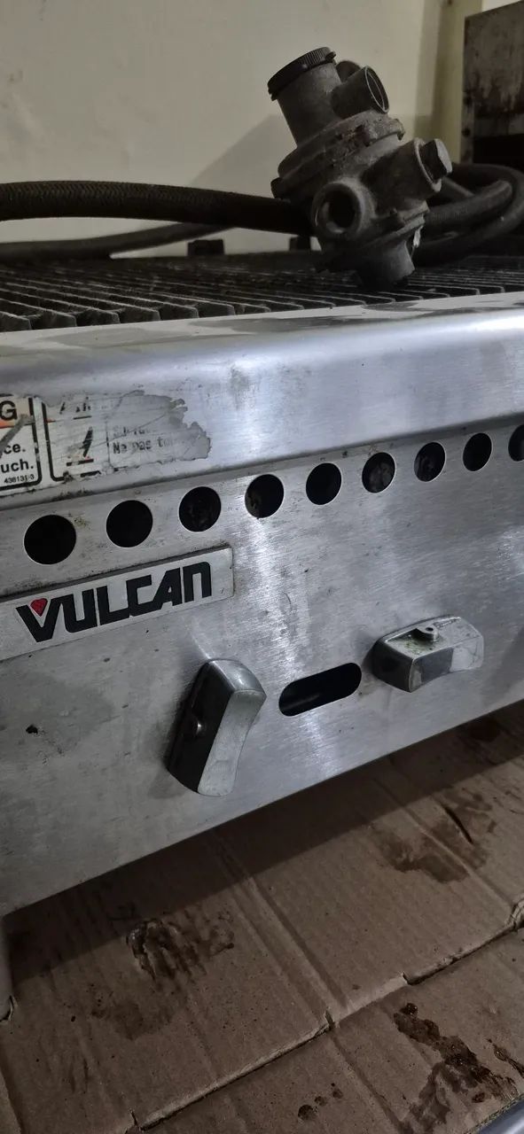 CHAR BROILLER 4 QUEIMADORES VULCAN - Foto 3