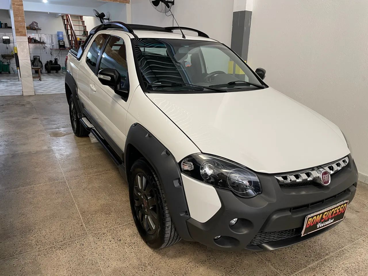 Fiat Strada Adventure1.8/ 1.8 Locker Flex CD 2019 - Foto 2