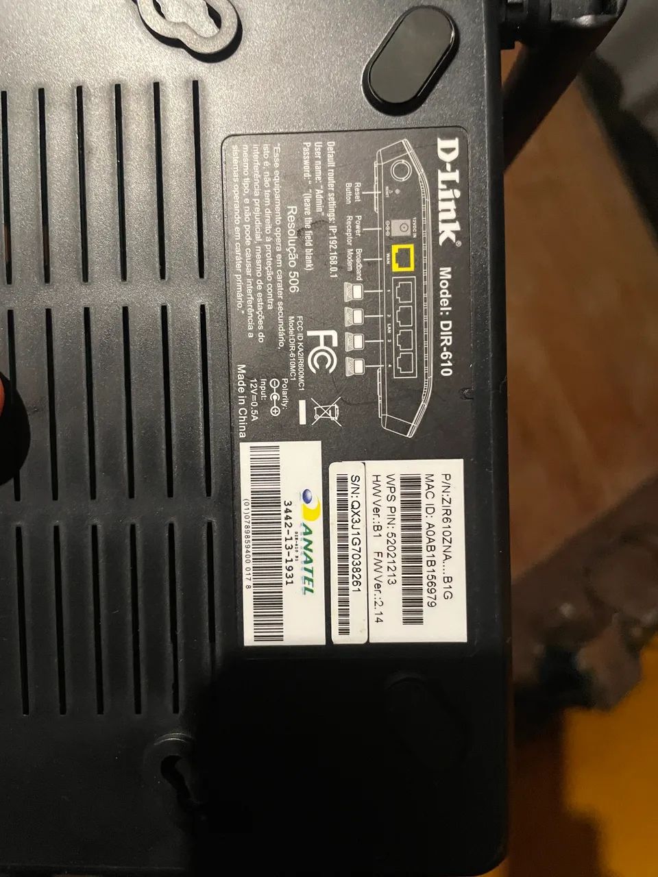Modem e repetidor wifi
