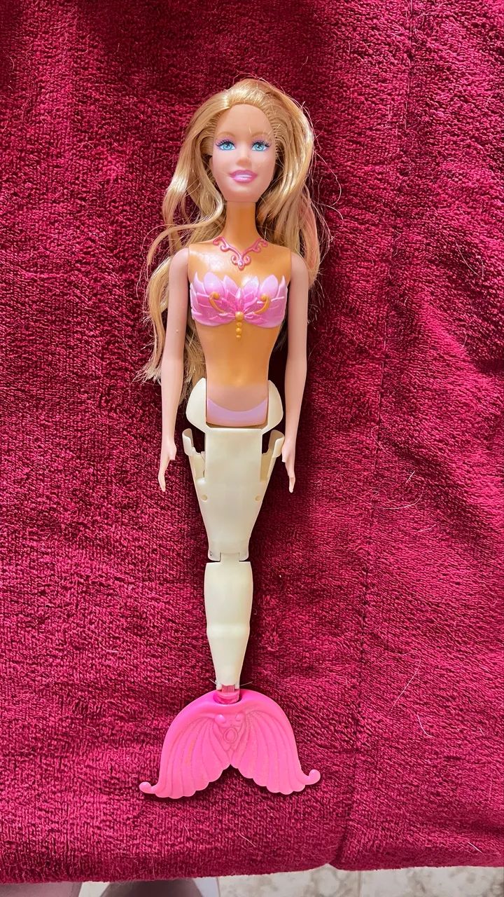 Boneca Barbie mermadia 