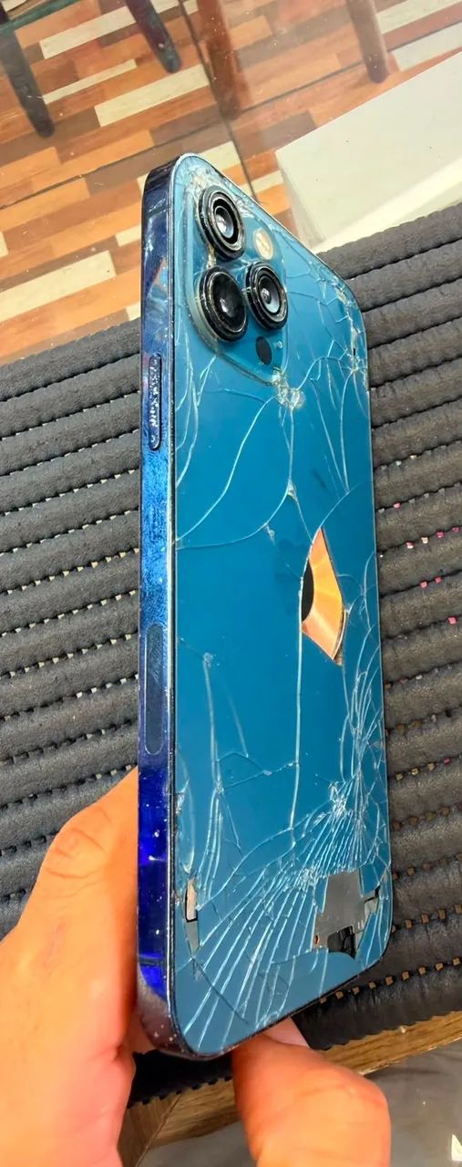 Iphone 12 pro Max com avarias  - Foto 3