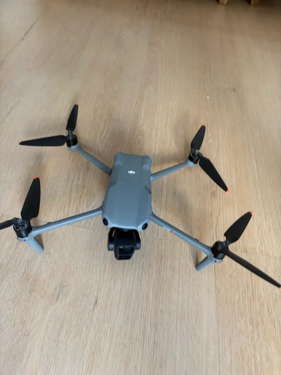 DJI Air 3 Fly More Combo + Controle RC 2 com Tela - Foto 2