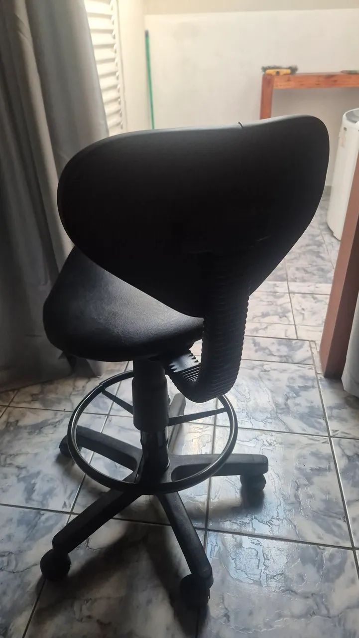 Cadeira mocho sela com regularem de altura  - Foto 5