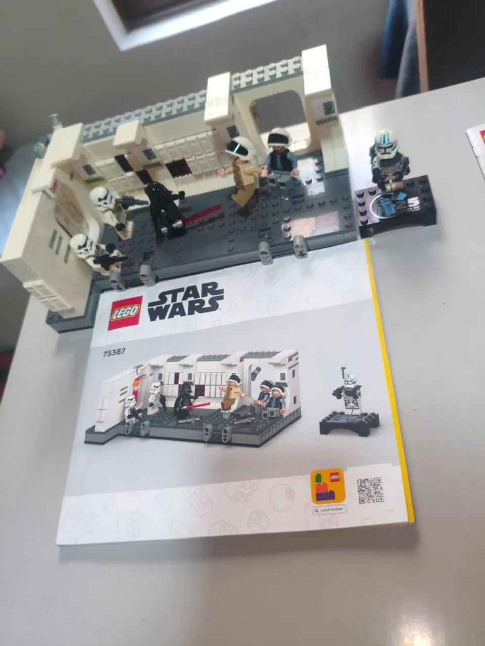 LEGO Star Wars Embarcando na Tantive IV  - Foto 2
