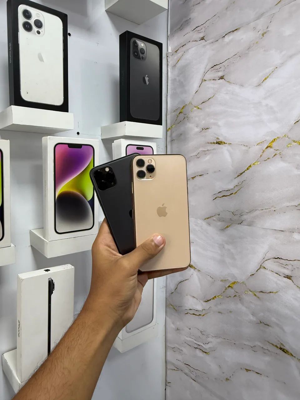 IPHONE 11 PRO MAX 256 GB - Celulares e Smartphones - Samambaia Sul