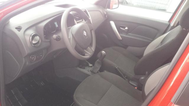 Renault Sandero - Foto 5
