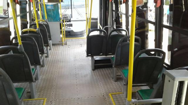 Micro onibus em perfeito estado - Foto 4