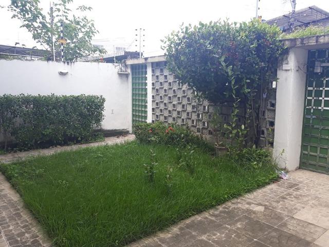 Belíssima Casa Duplex Reformada 3 Qtos/ 3 Vagas/ a 5 Minutos De Boa Viagem No Ipsep - Foto 8