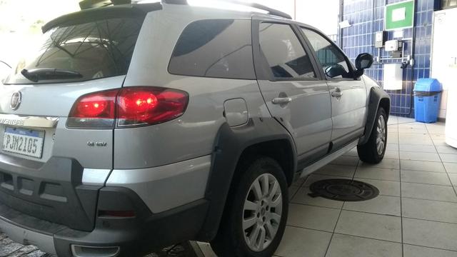 Palio Weekend Adventure Dualogic 1.8 Flex ipva 2019 e transferência grátis - Foto 2
