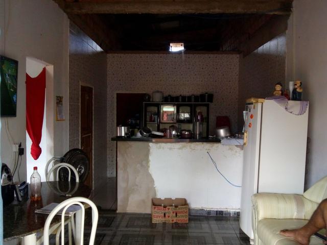 Vende-se uma casa em Senador Guiomard