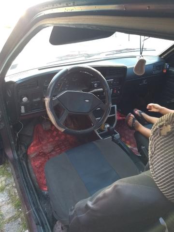 Vendo Monza 1.8 álcool - Foto 6