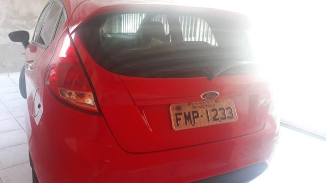 Ford Fiesta 2014, segunda dono, 50mil km - Foto 3
