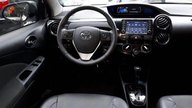 ETIOS 2016/2017 1.5 PLATINUM SEDAN 16V FLEX 4P AUTOMÁTICO - Foto 6