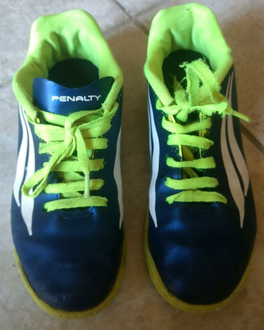 tenis menino tamanho 35