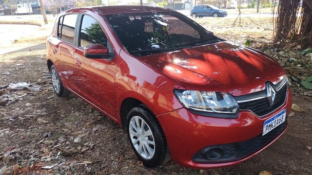 SANDERO GNV REGULARIZADO IMPECÁVEL COMPLETO  SE PRECISAR FINANCIO ACEITO CONSÓRCIO  